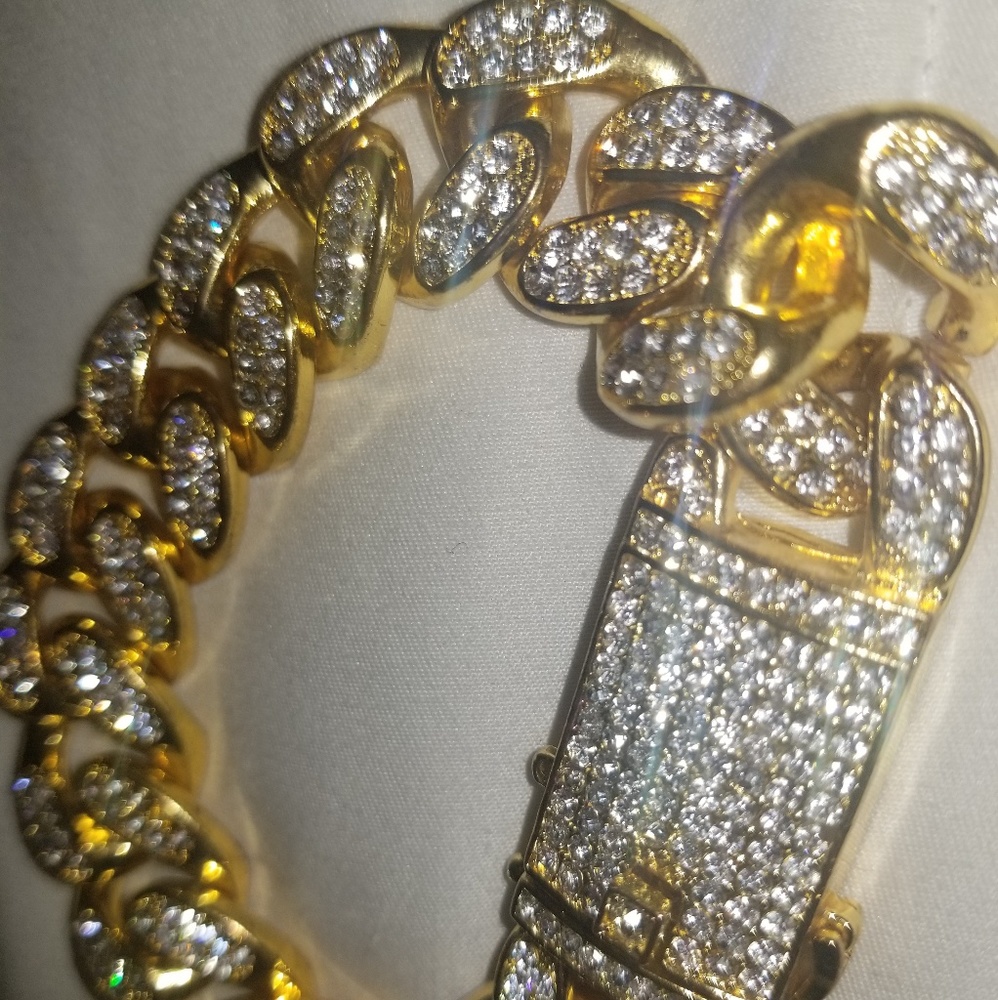 14k gold bracelet